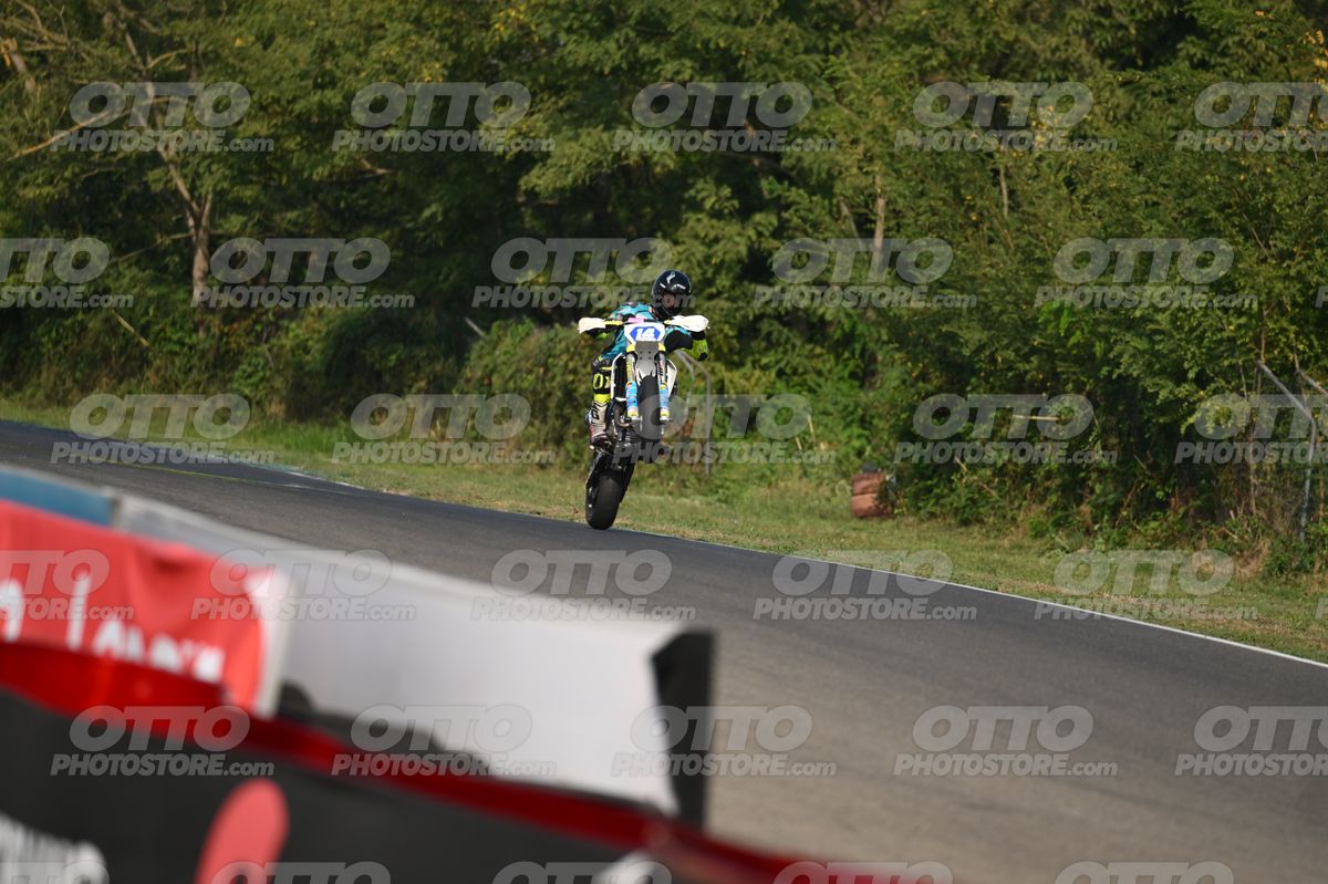 SUPERMOTO 14 · DSH_3917
