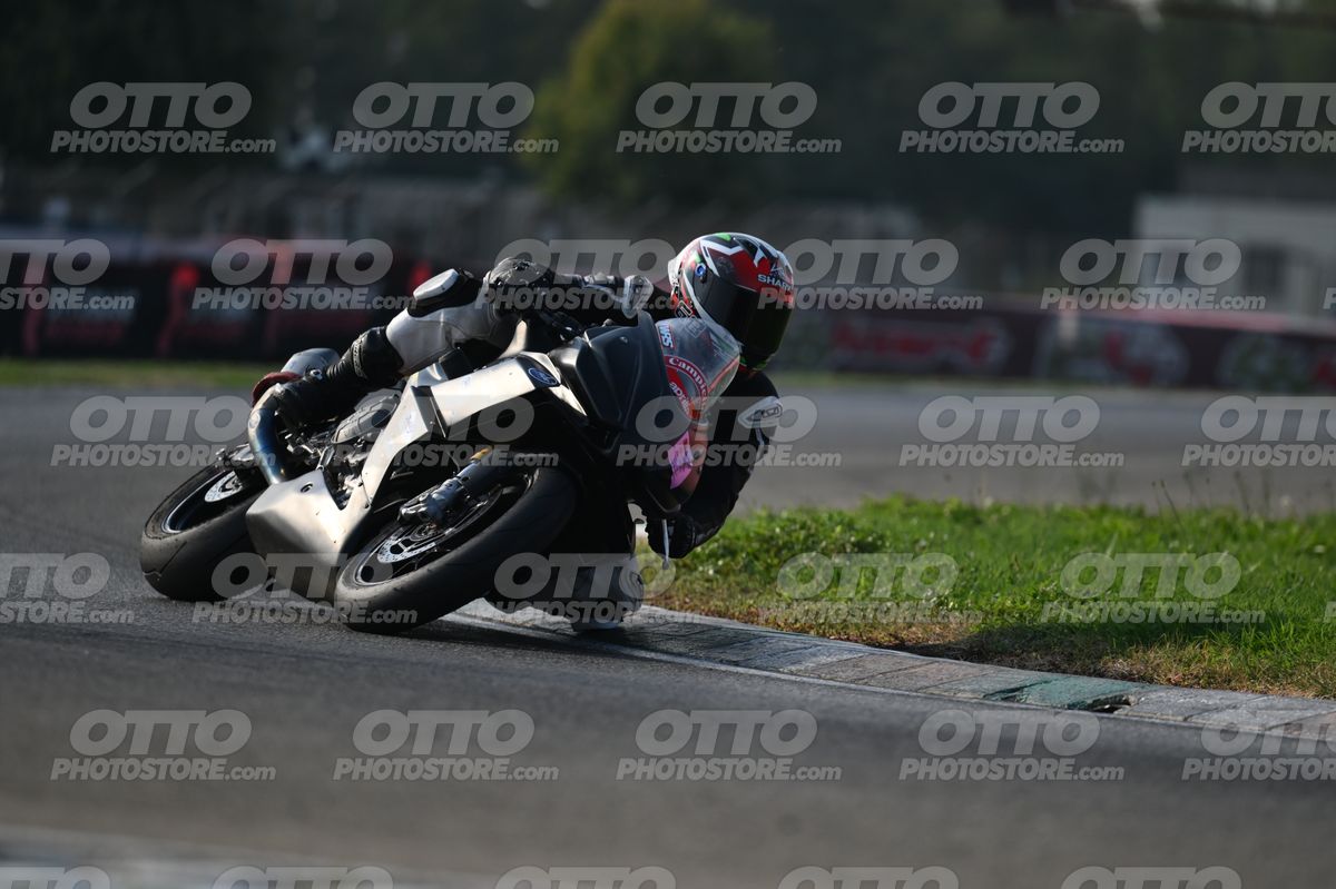 SUPERMOTO 68 · DSH_3942