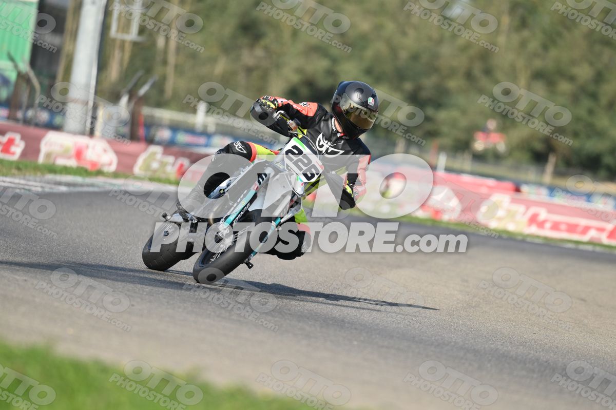SUPERMOTO 226 · DSH_3977