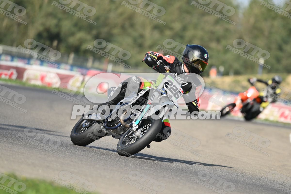 SUPERMOTO 226 · DSH_3979