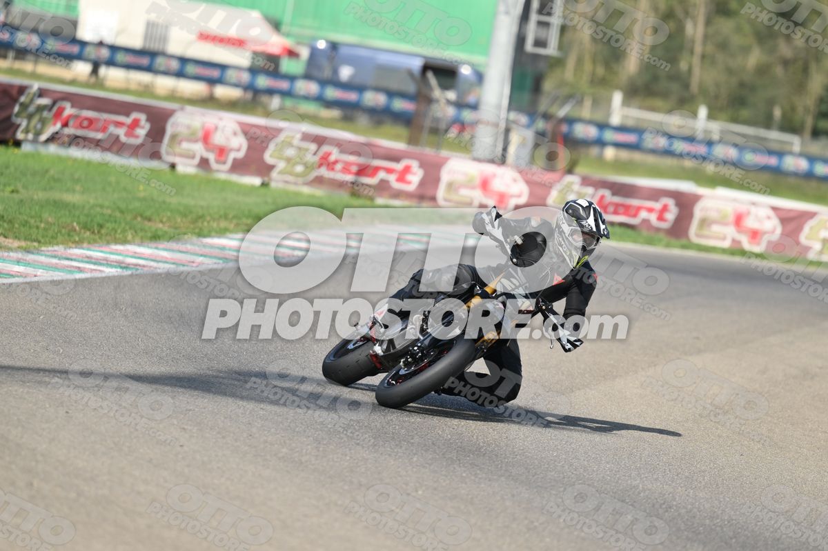 SUPERMOTO 24 · DSH_3990