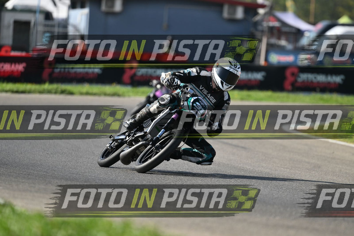 PITBIKE - SCOOTER 31 · DSH_4017