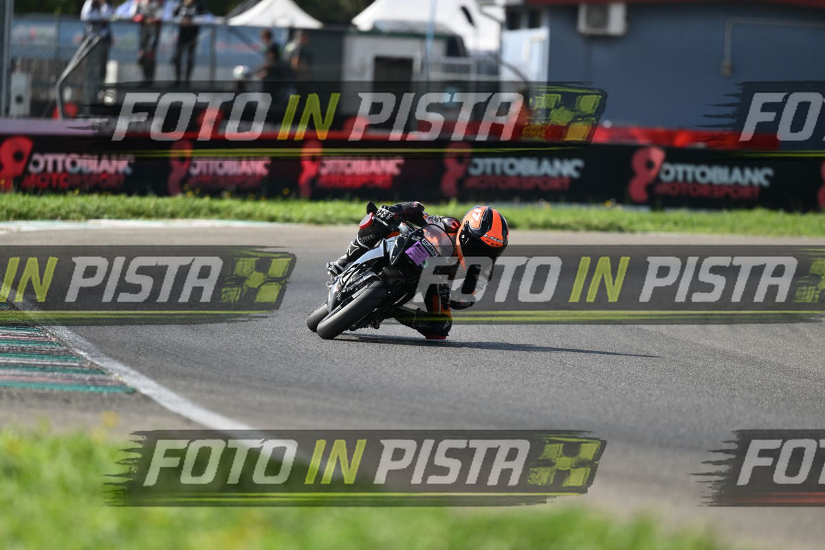 PITBIKE - SCOOTER 17 · DSH_4023