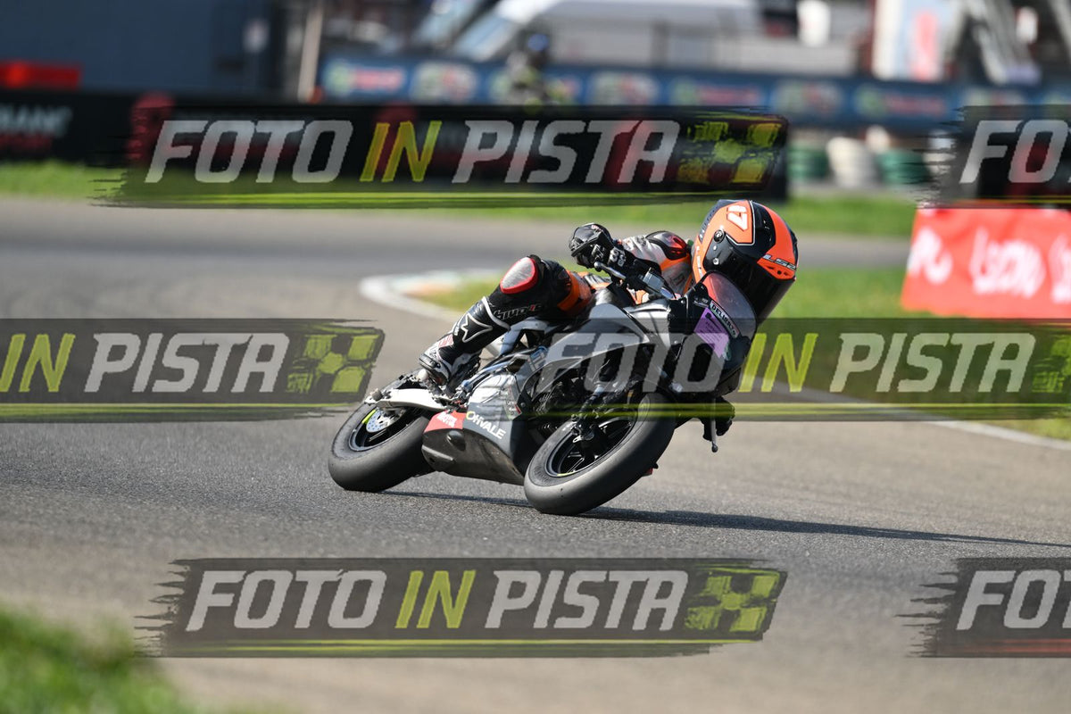 PITBIKE - SCOOTER 17 · DSH_4030