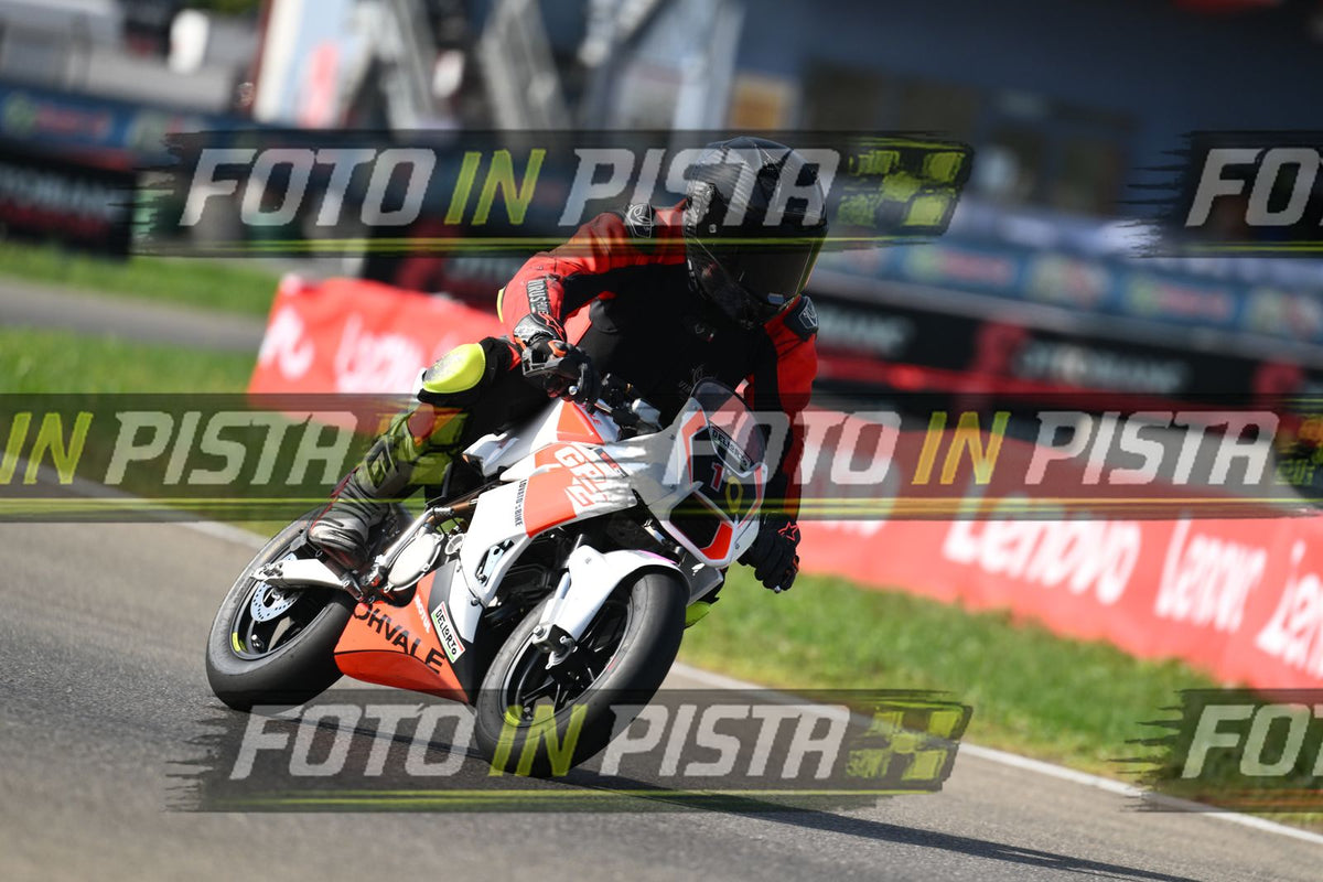 PITBIKE - SCOOTER 10 · DSH_4065