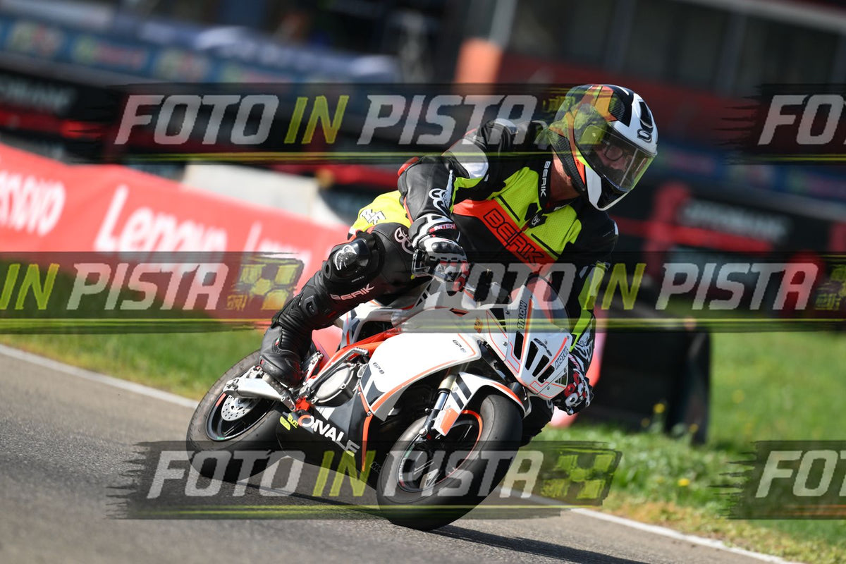 PITBIKE - SCOOTER OHVALE BIANCA - TUTA BERIK · DSH_4075