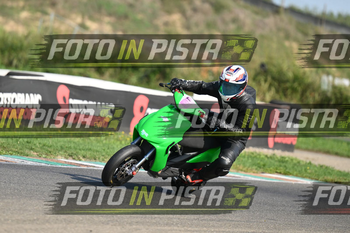 PITBIKE - SCOOTER SCOOTER VERDE · DSH_4213