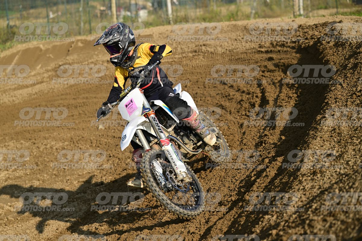 KID 41 · DSH_4243