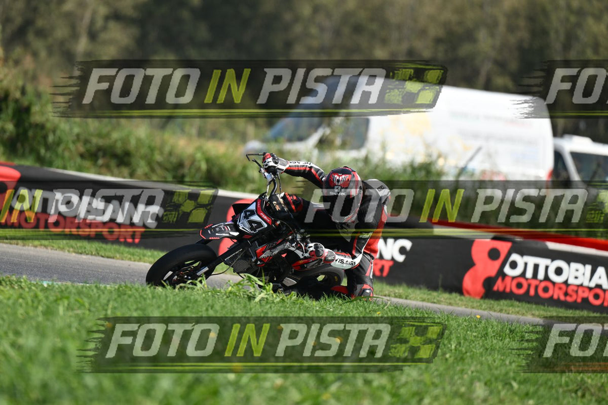 PITBIKE - SCOOTER 44 · DSH_4310