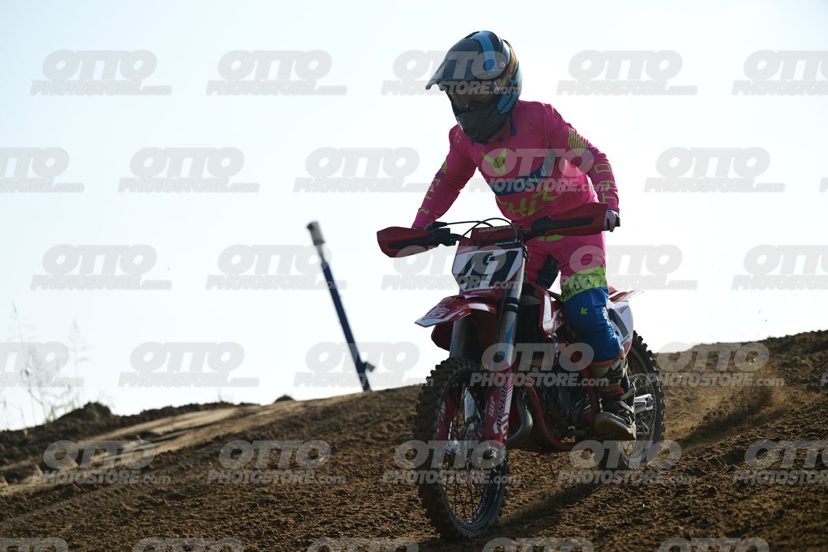 KID 41 · DSH_4327