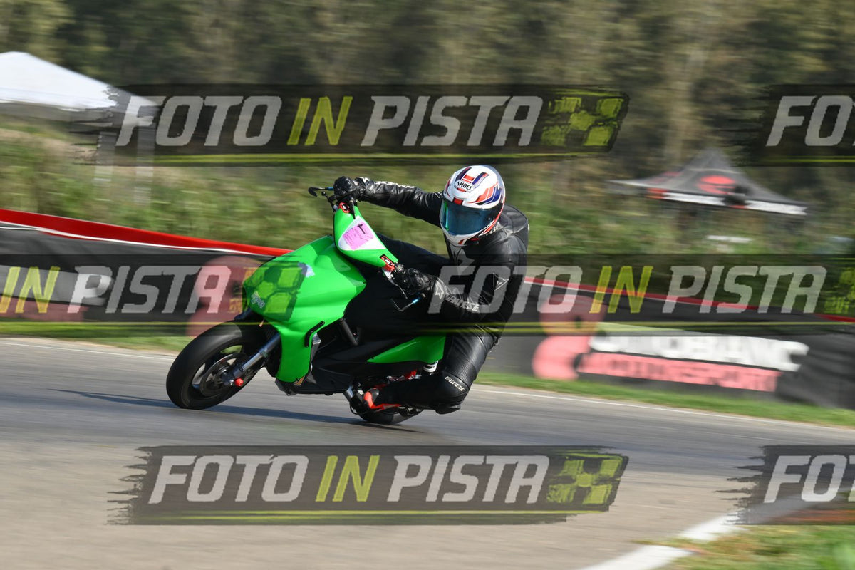 PITBIKE - SCOOTER SCOOTER VERDE · DSH_4360
