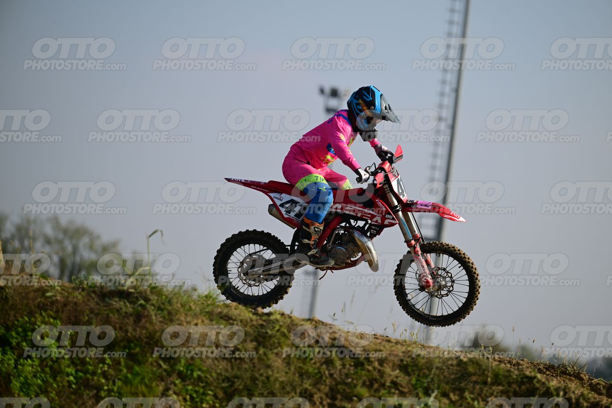 KID 41 · DSH_4368