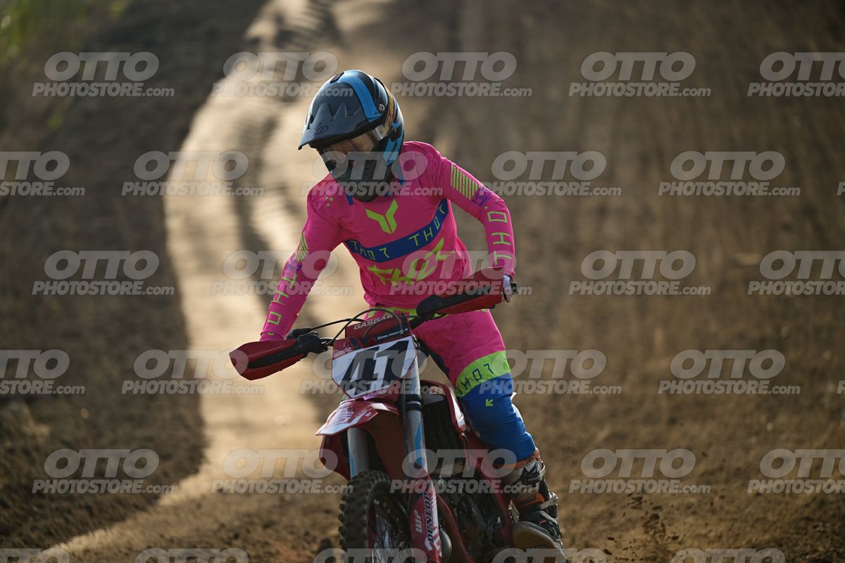 KID 41 · DSH_4424