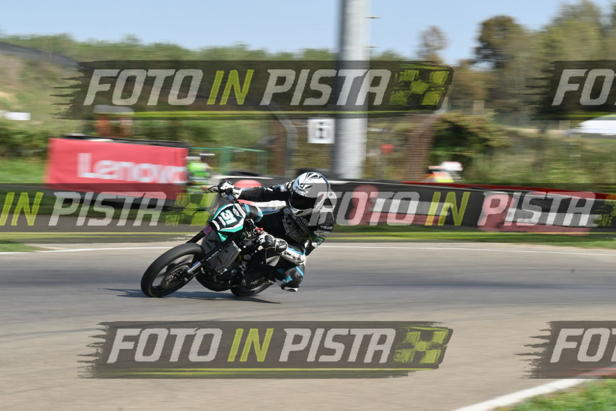 PITBIKE - SCOOTER 31 · DSH_4428