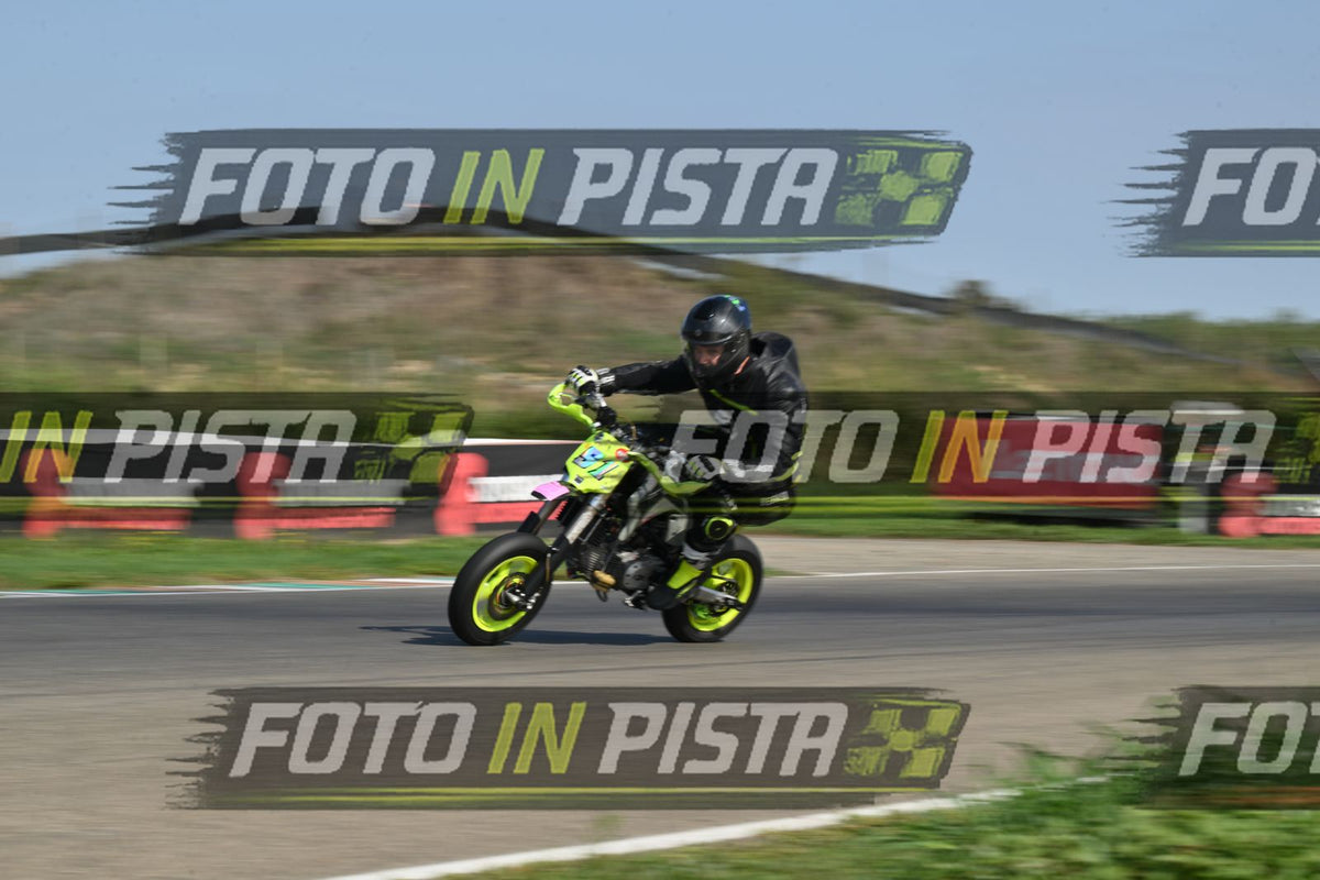 PITBIKE - SCOOTER PITBIKE VERDE FLUO · DSH_4546