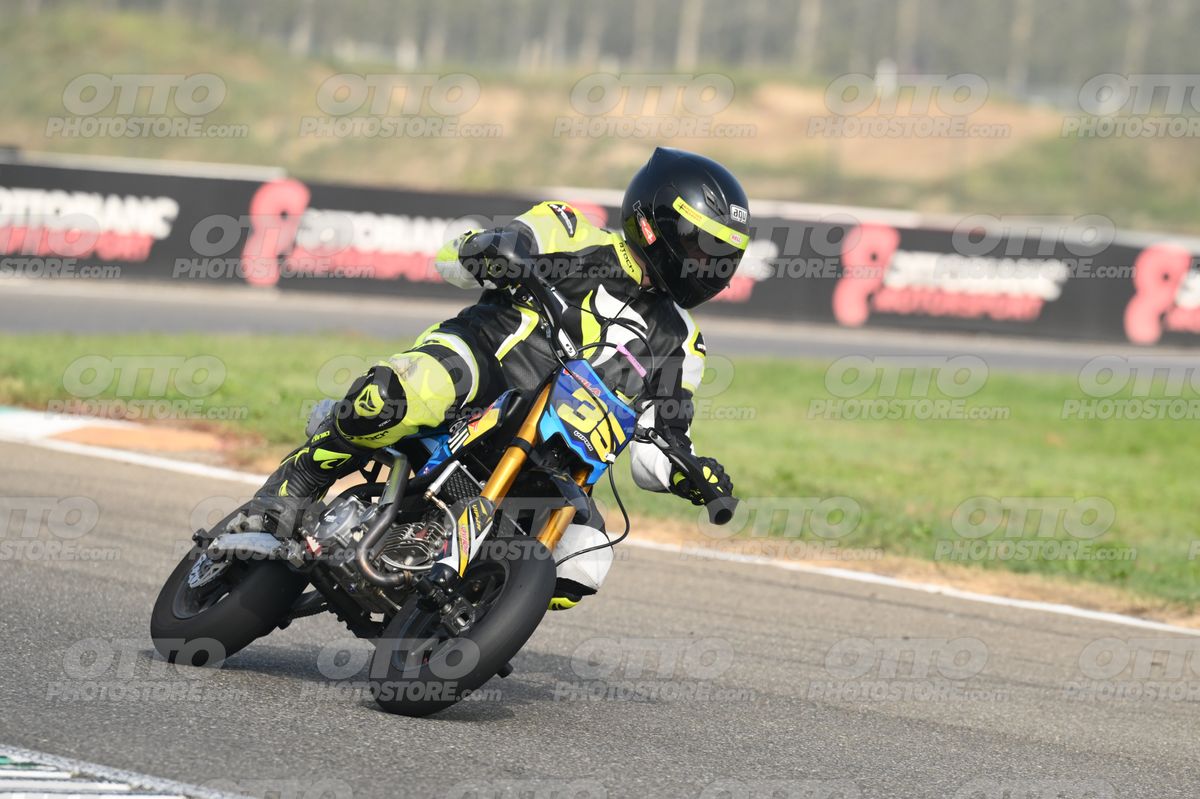 PITBIKE 35 · DSH_4565