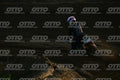 977 · DSH_4575