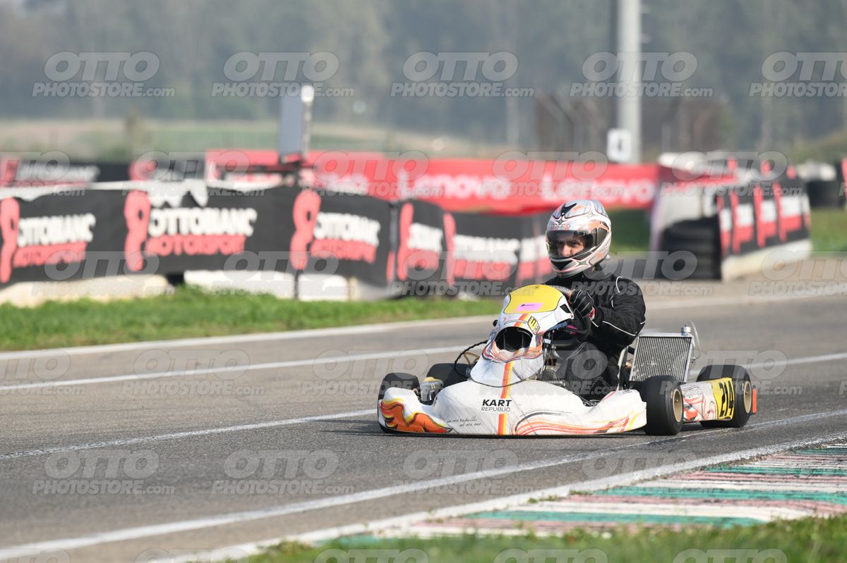 KART 214 · DSH_4637