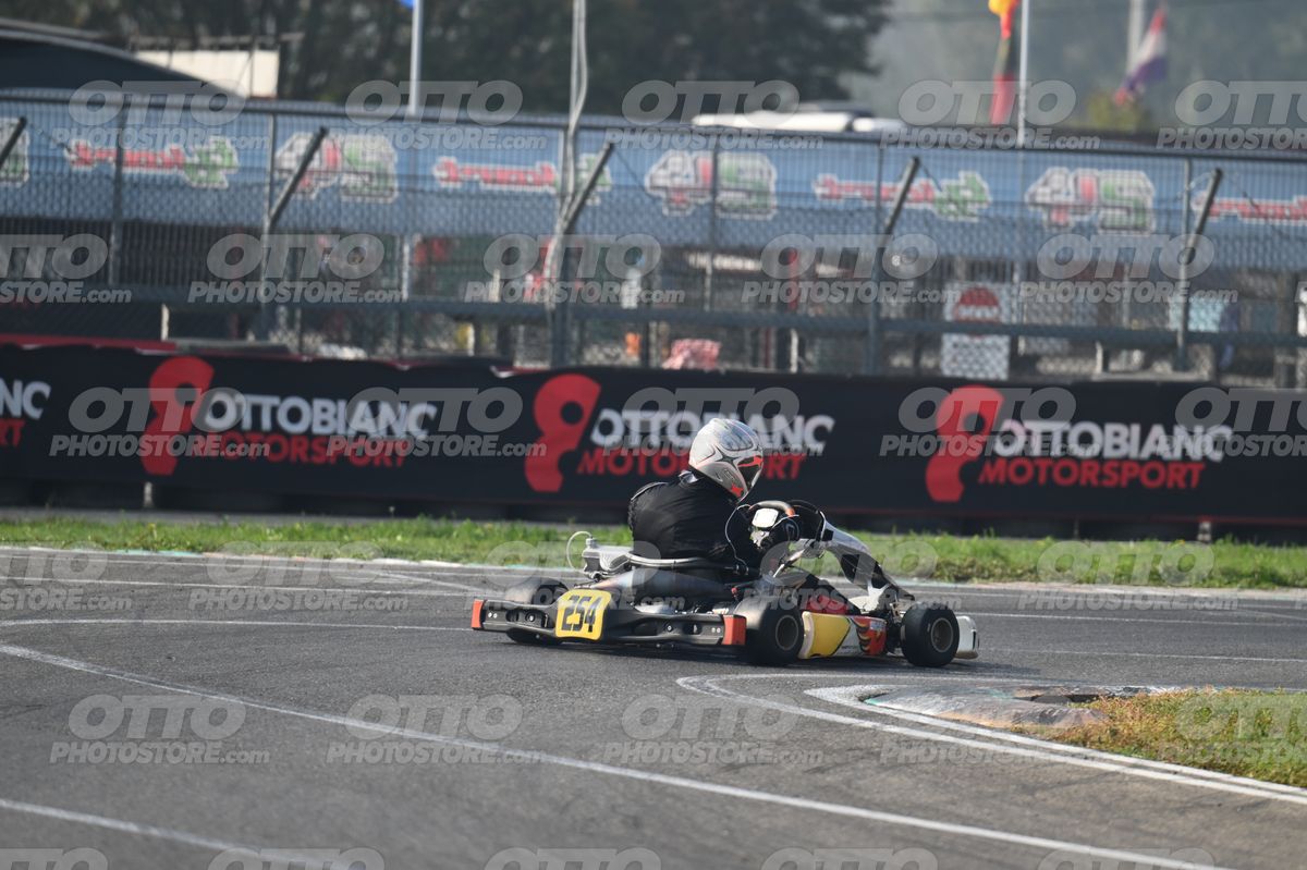 KART 214 · DSH_4652