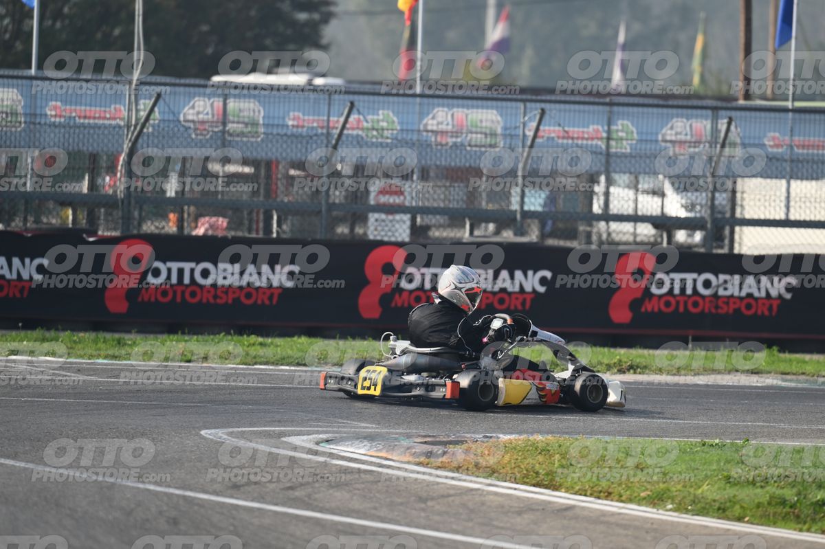 KART 214 · DSH_4653