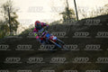 16 · DSH_4692