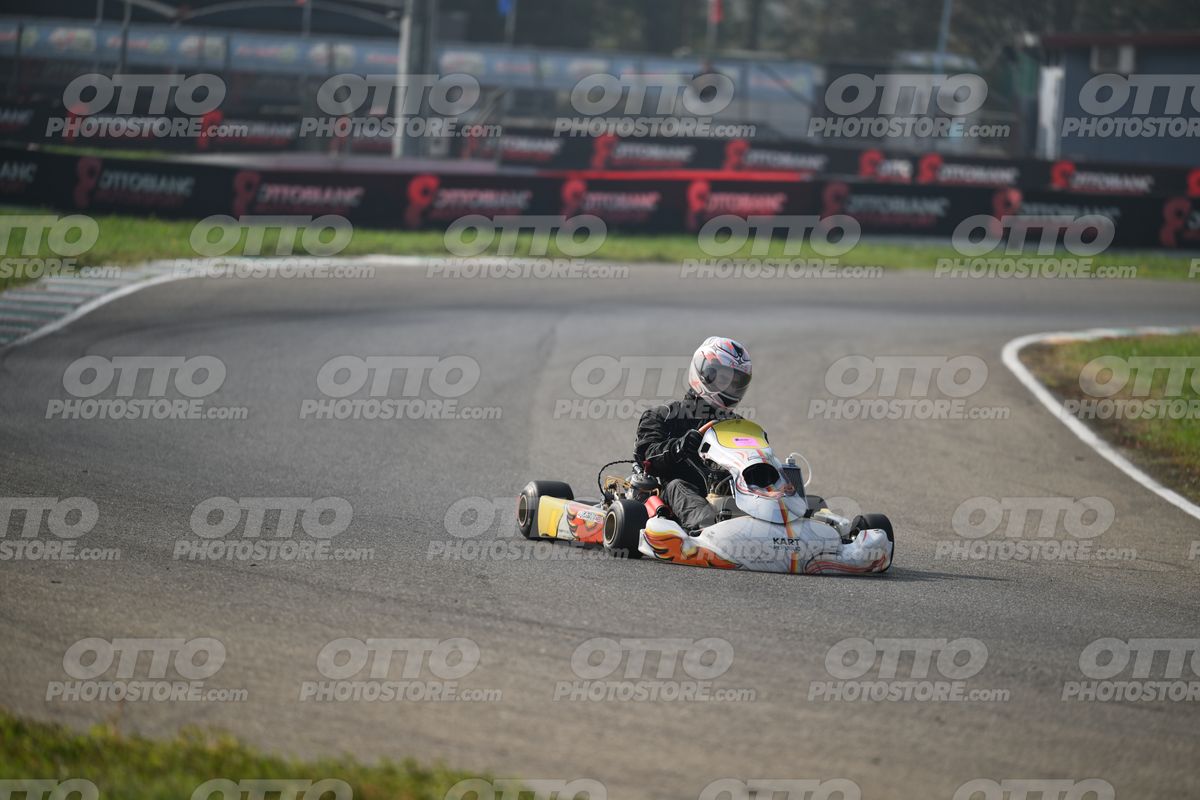 KART 214 · DSH_4702