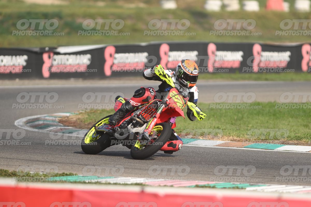 SUPERMOTO 276 · DSH_4751