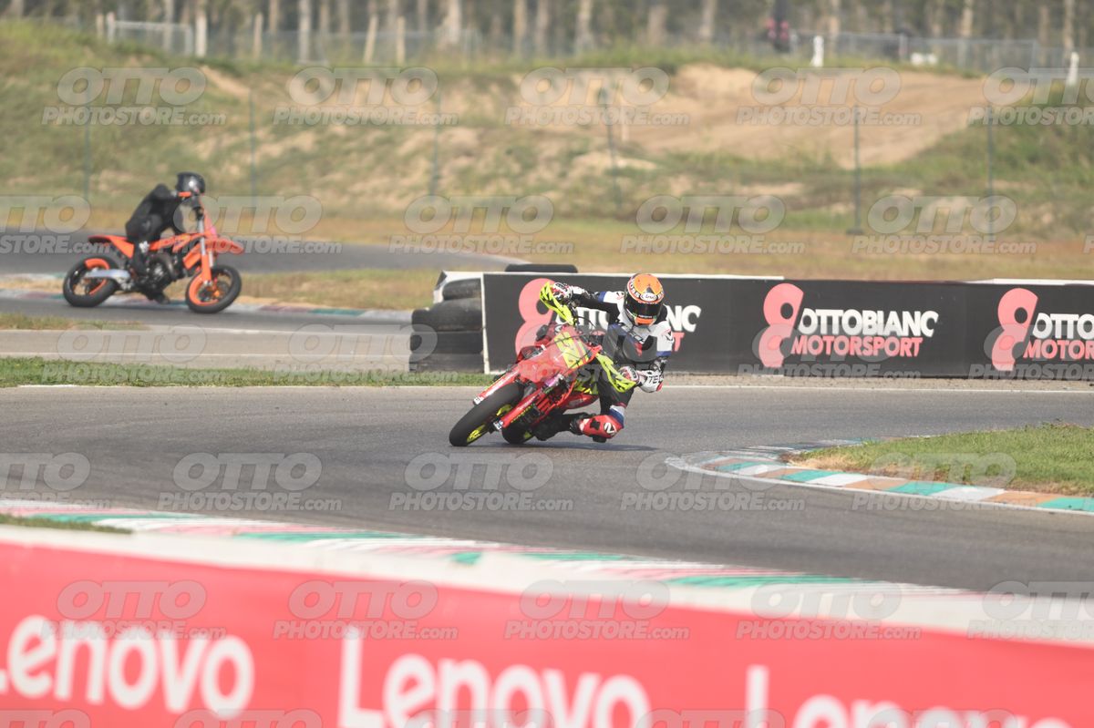 SUPERMOTO 276 · DSH_4784