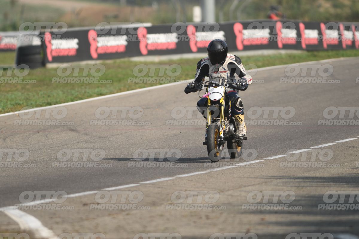 PITBIKE WHITE black - PITBIKE · DSH_4836