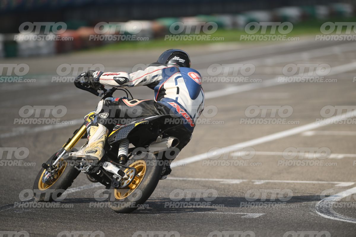 PITBIKE WHITE black - PITBIKE · DSH_4841