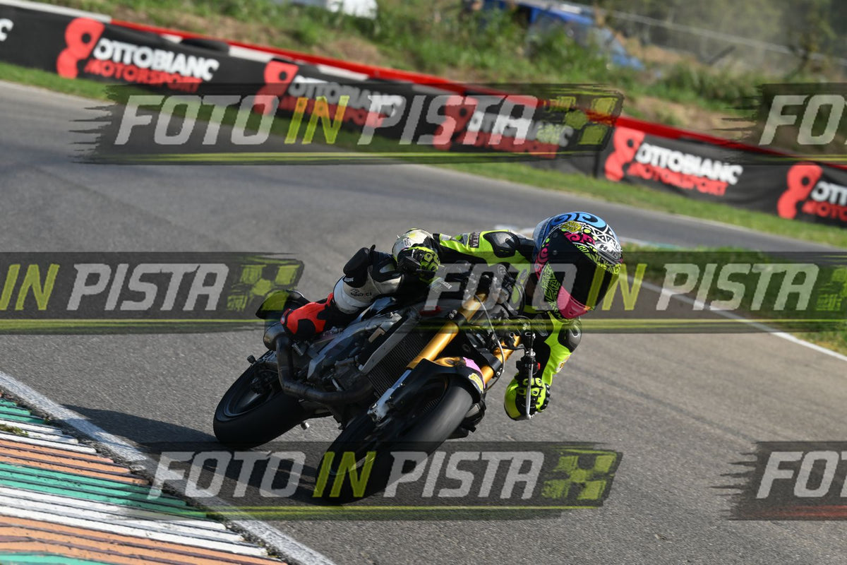 PITBIKE - SCOOTER 31 · DSH_4860