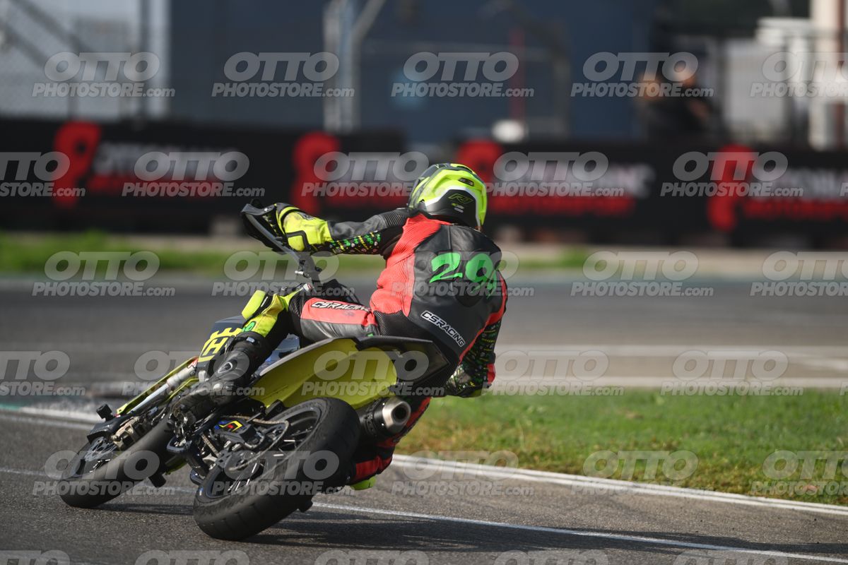 SUPERMOTO 299 · DSH_4875