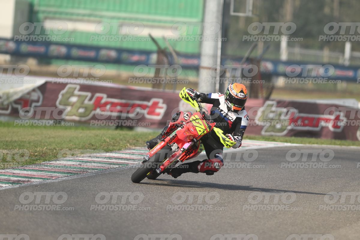 SUPERMOTO 276 · DSH_4916