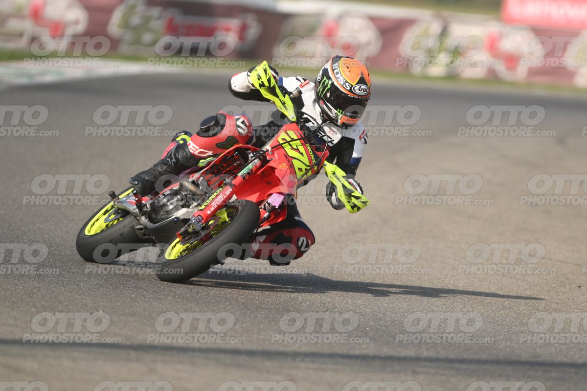 SUPERMOTO 276 · DSH_4920