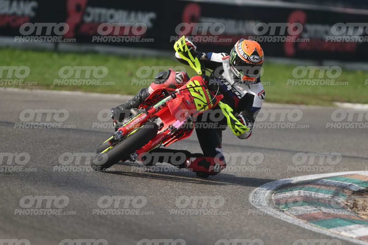 SUPERMOTO 276 · DSH_4970