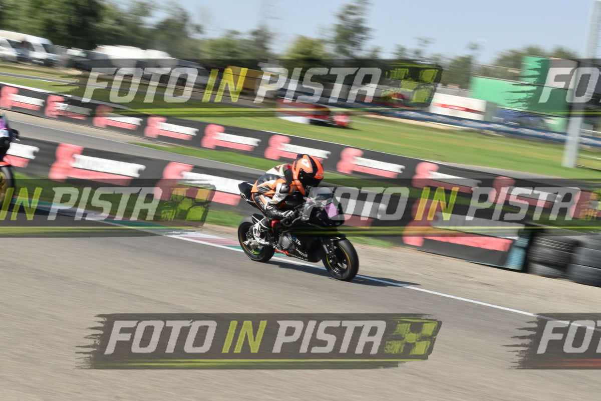 PITBIKE - SCOOTER 17 · DSH_5111