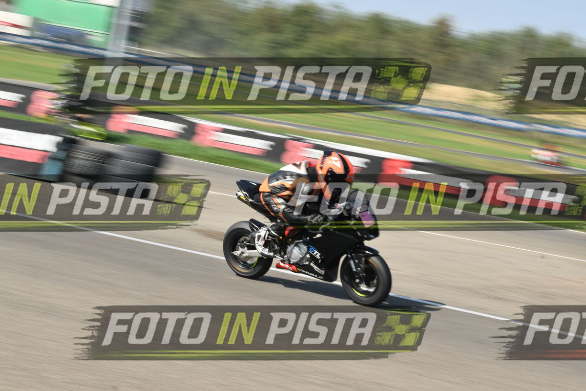 PITBIKE - SCOOTER 17 · DSH_5114