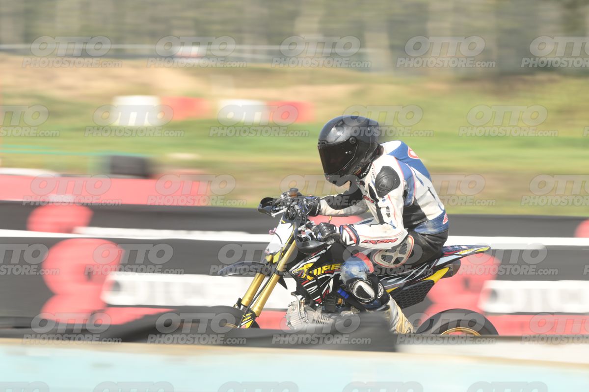 PITBIKE WHITE black - PITBIKE · DSH_5115