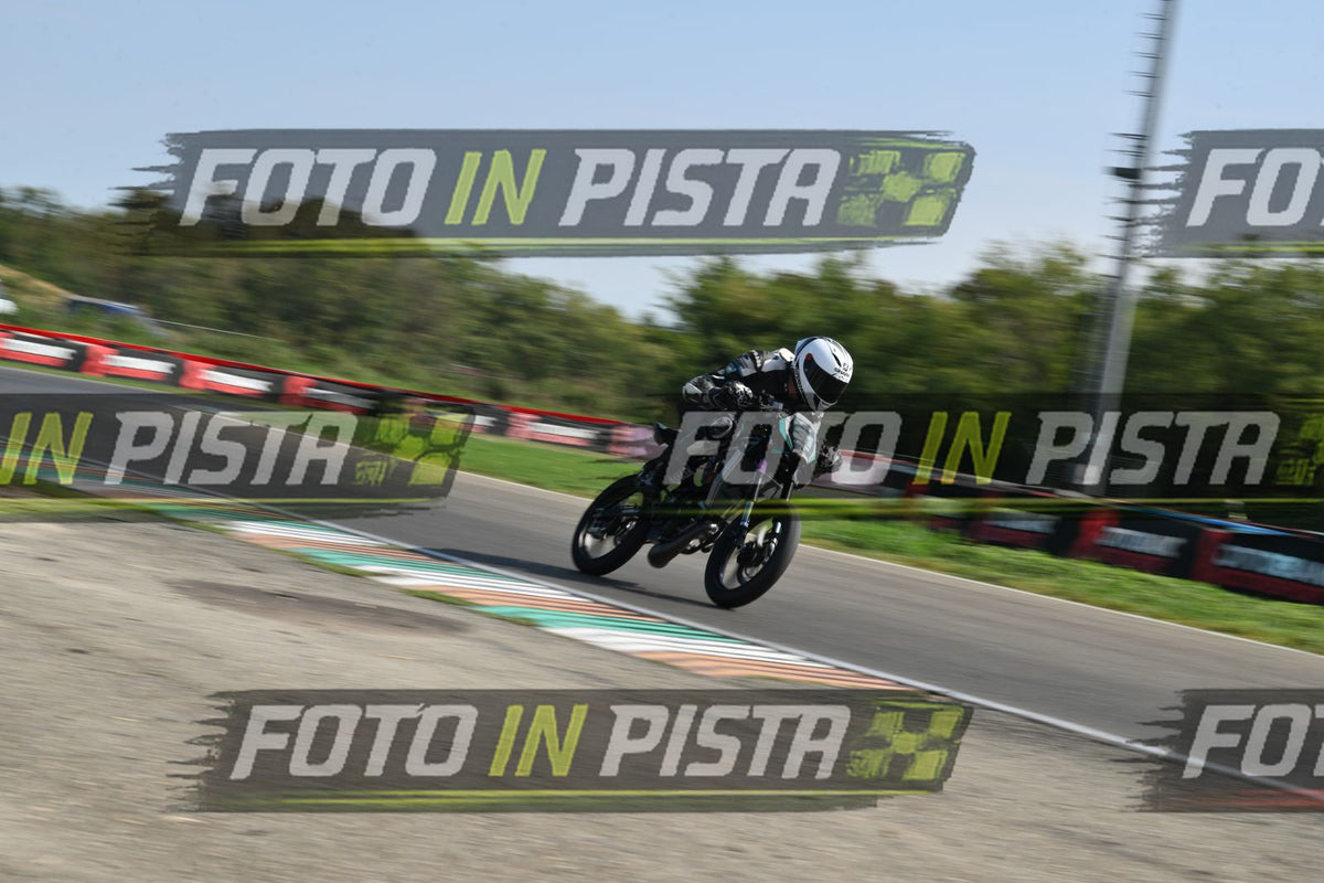 PITBIKE - SCOOTER 31 · DSH_5142