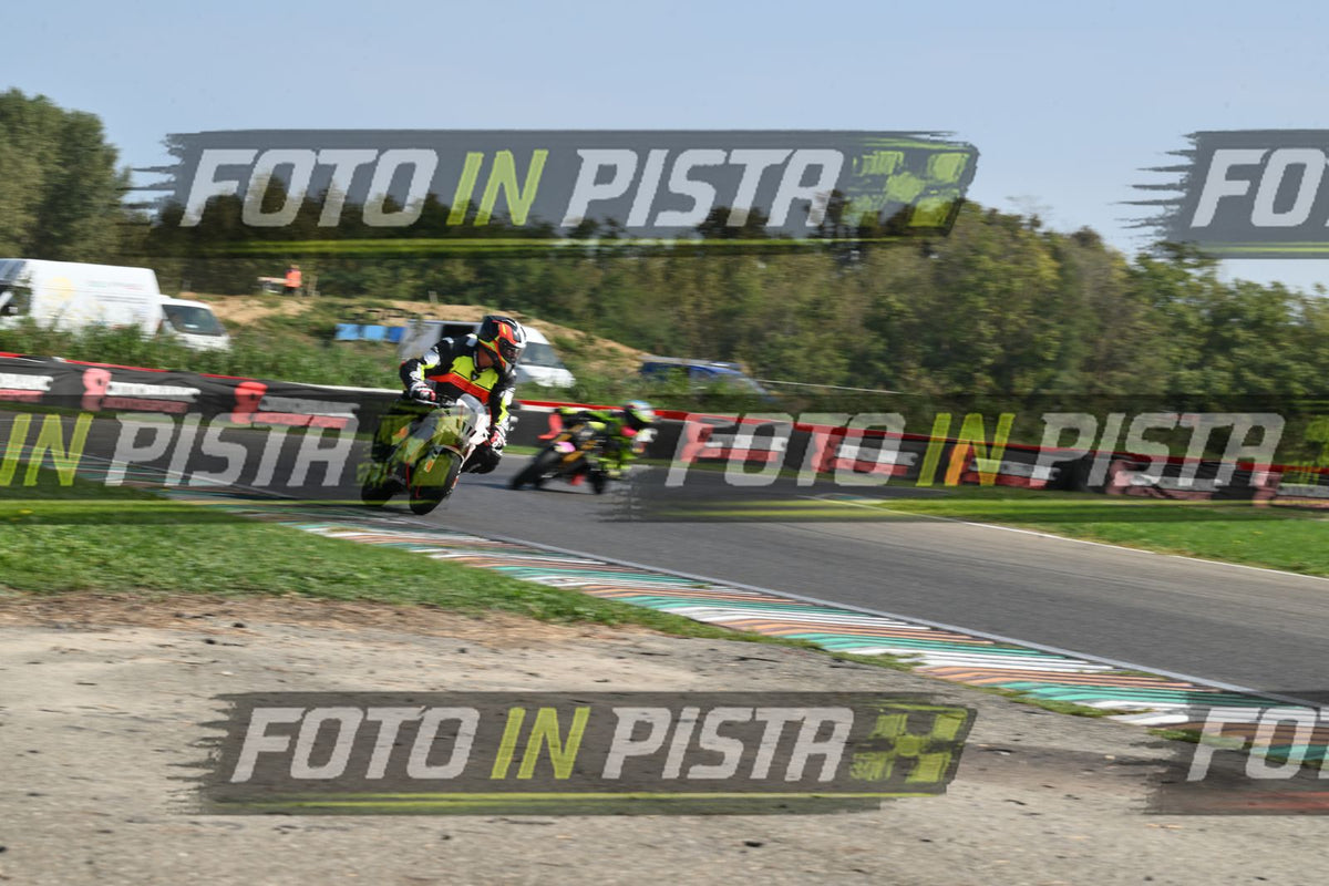 PITBIKE - SCOOTER OHVALE BIANCA - TUTA BERIK · DSH_5150