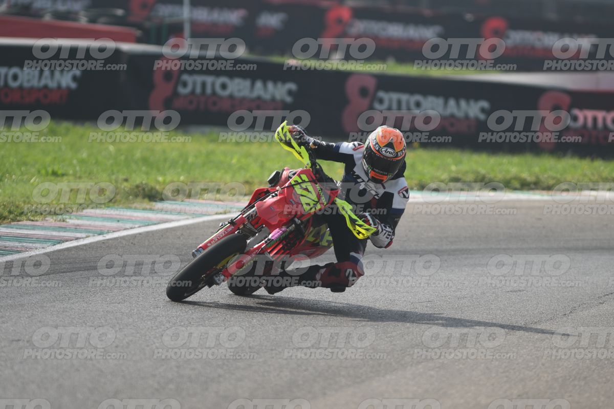 SUPERMOTO 276 · DSH_5150