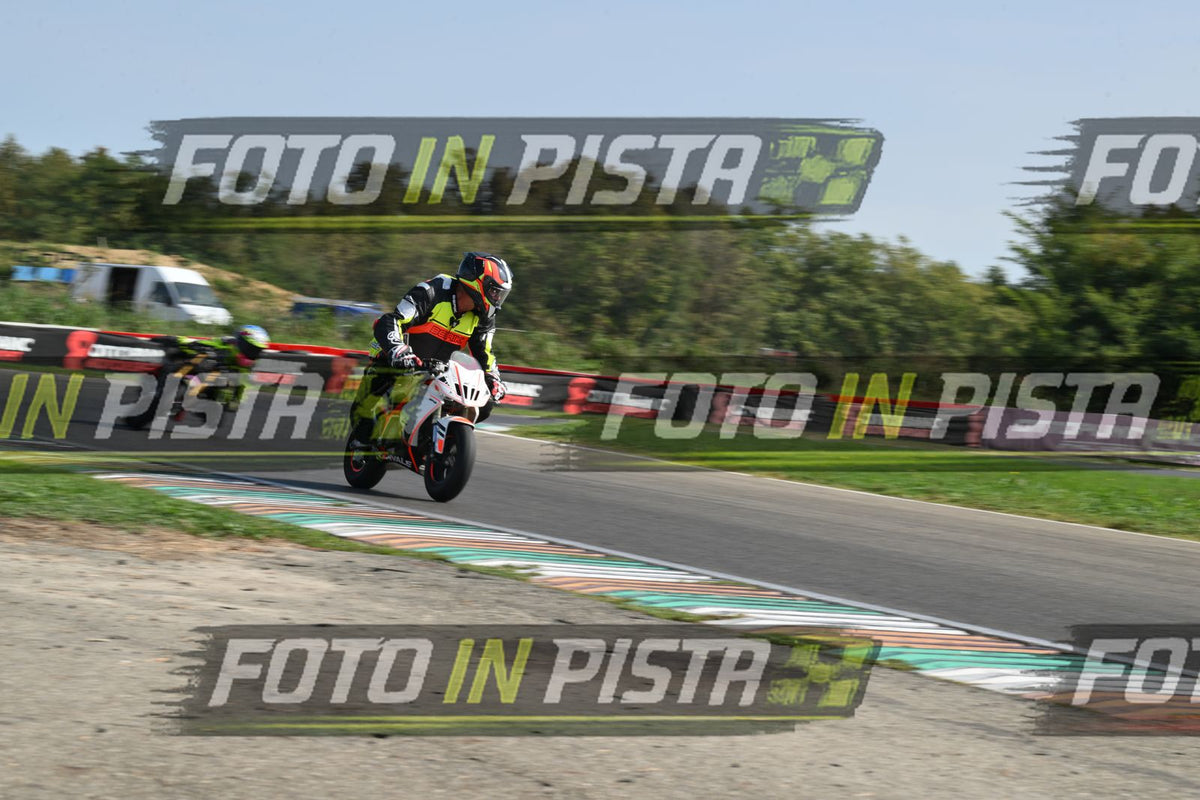 PITBIKE - SCOOTER OHVALE BIANCA - TUTA BERIK · DSH_5154