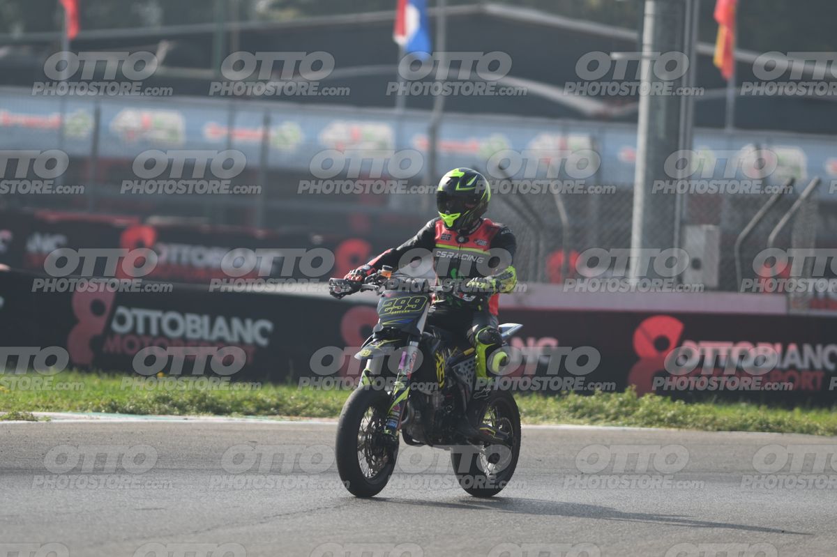 SUPERMOTO 299 · DSH_5157
