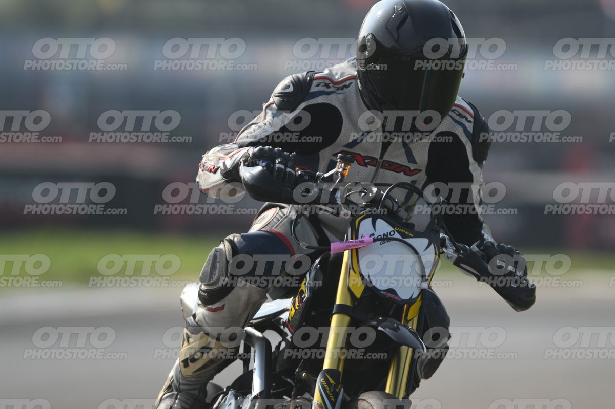 PITBIKE WHITE black - PITBIKE · DSH_5191