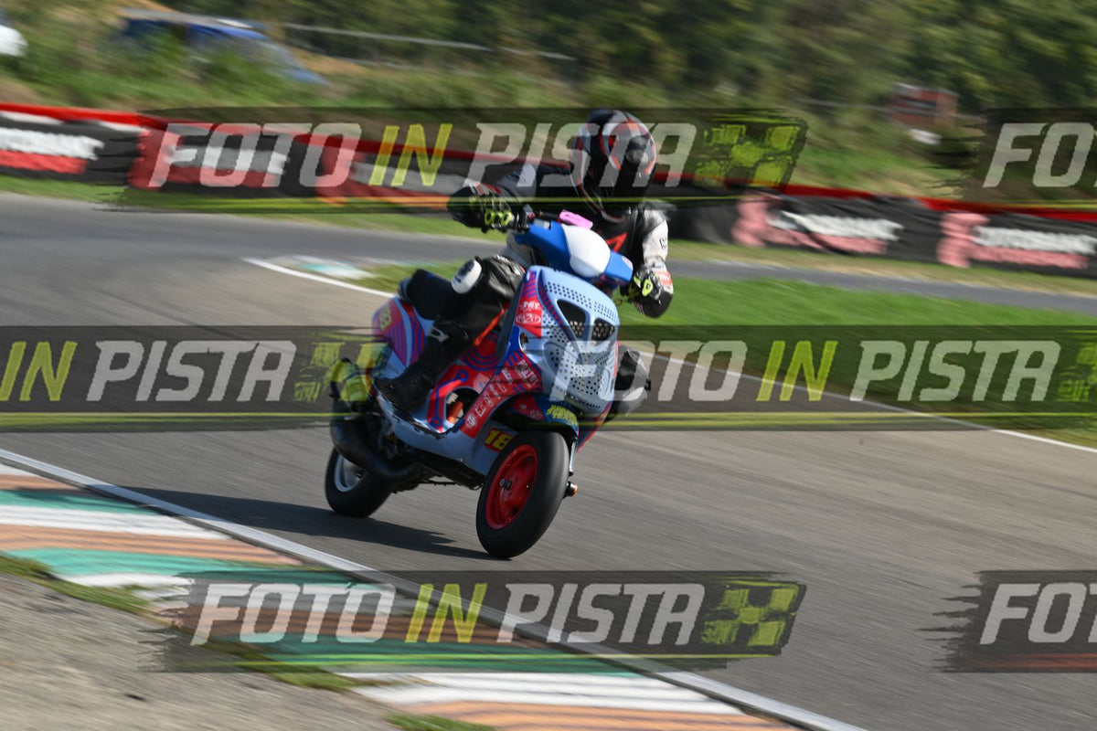 PITBIKE - SCOOTER 11 - SCOOTER AZZURRO · DSH_5204