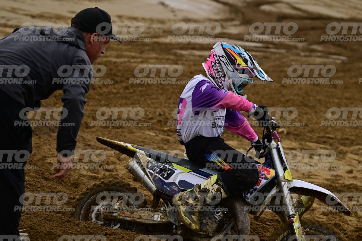 699 KID · DSH_5210