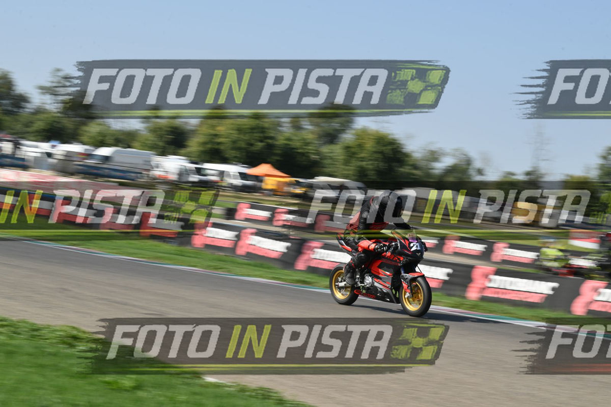 PITBIKE - SCOOTER 21 · DSH_5236
