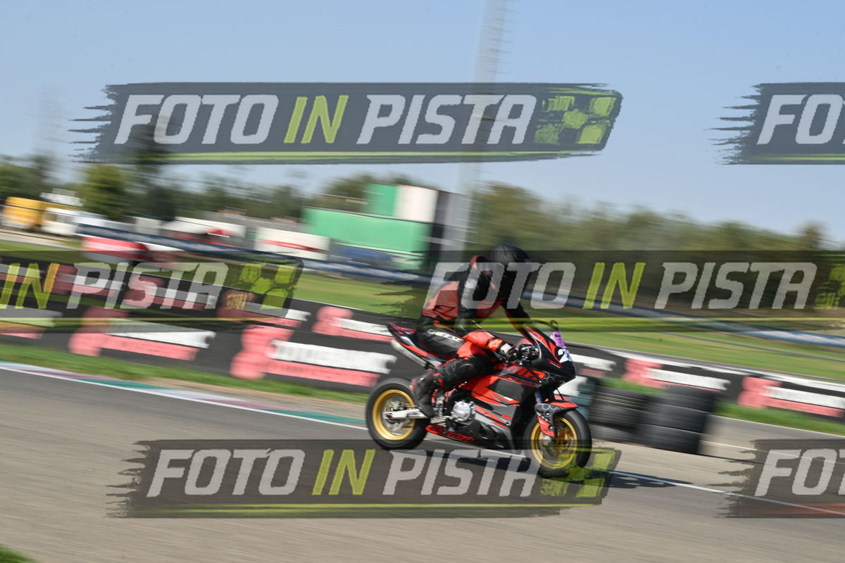 PITBIKE - SCOOTER 21 · DSH_5240