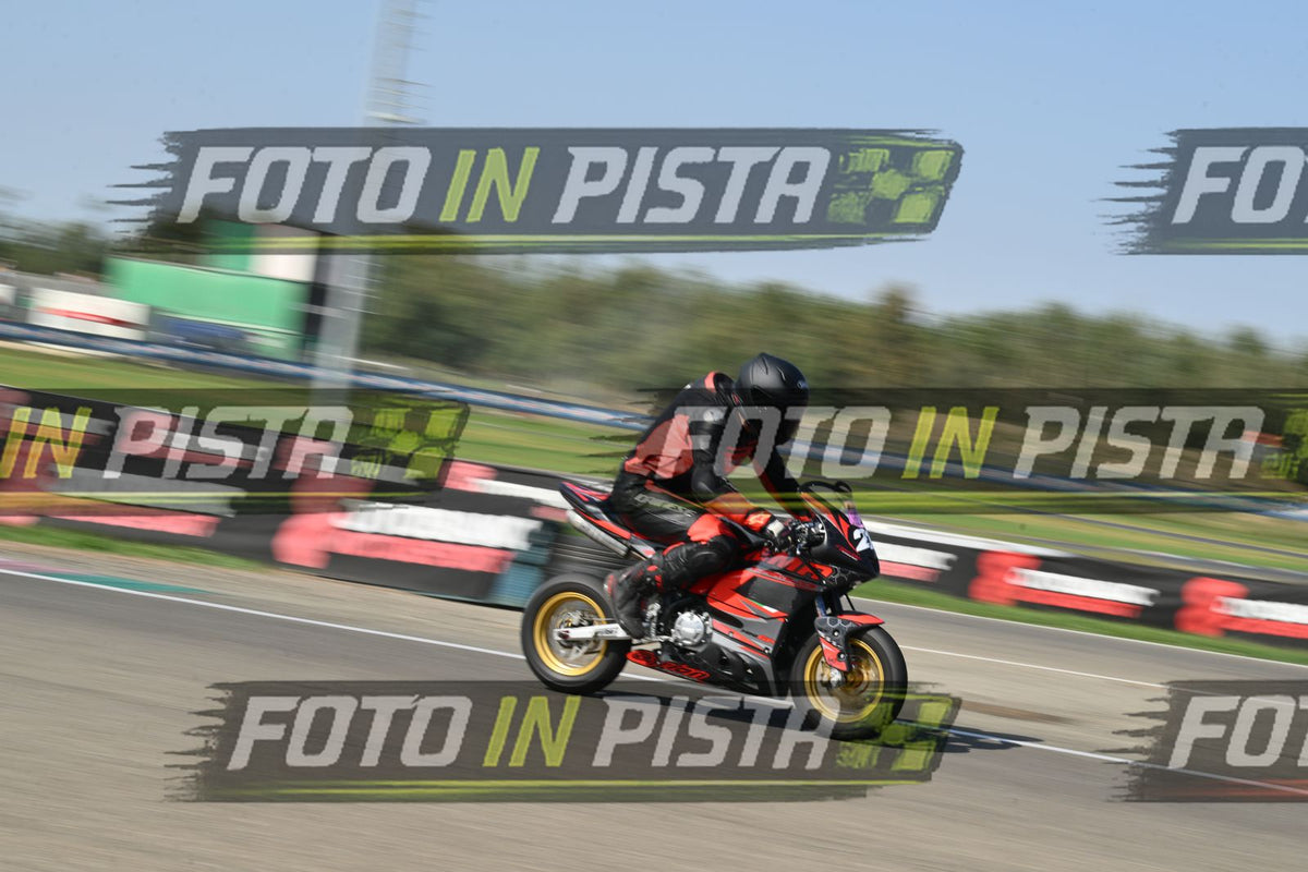 PITBIKE - SCOOTER 21 · DSH_5241