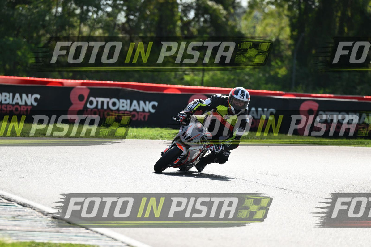 PITBIKE - SCOOTER OHVALE BIANCA - TUTA BERIK · DSH_5313